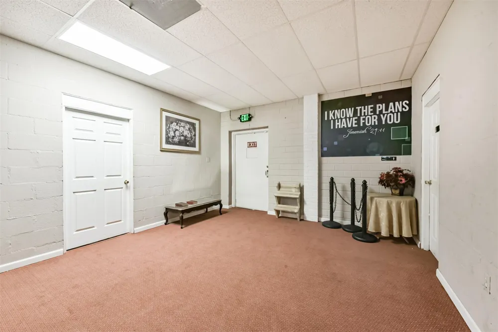 130 S 4th Street #1 La Porte, TX 77571