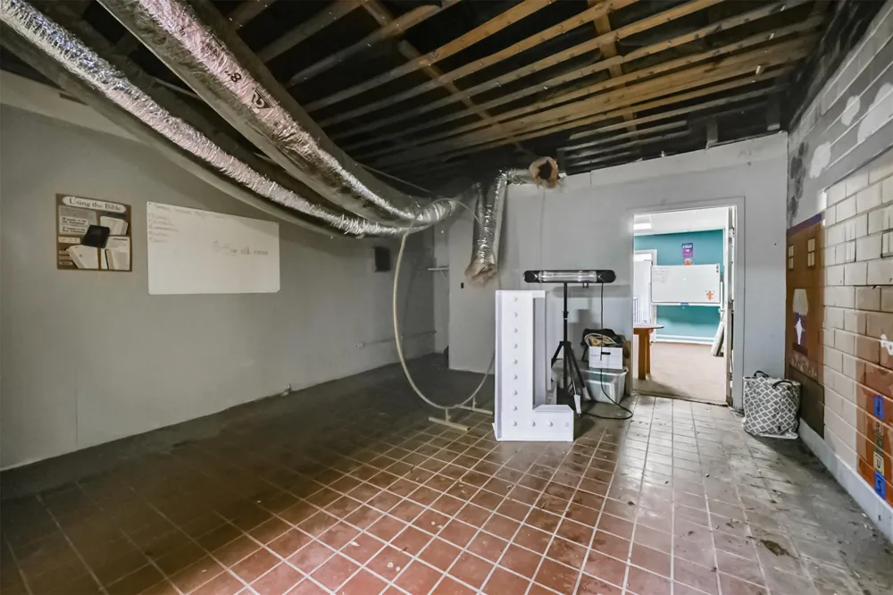 130 S 4th Street #1 La Porte, TX 77571