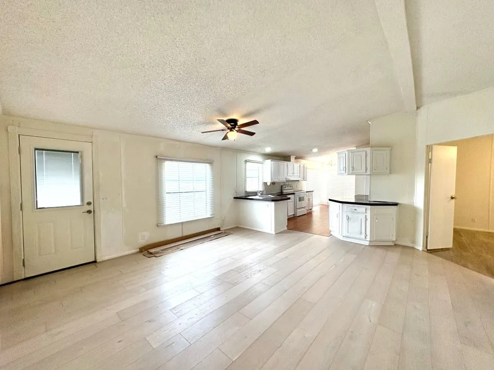 366 County Road 123 Buckholts, TX 76518