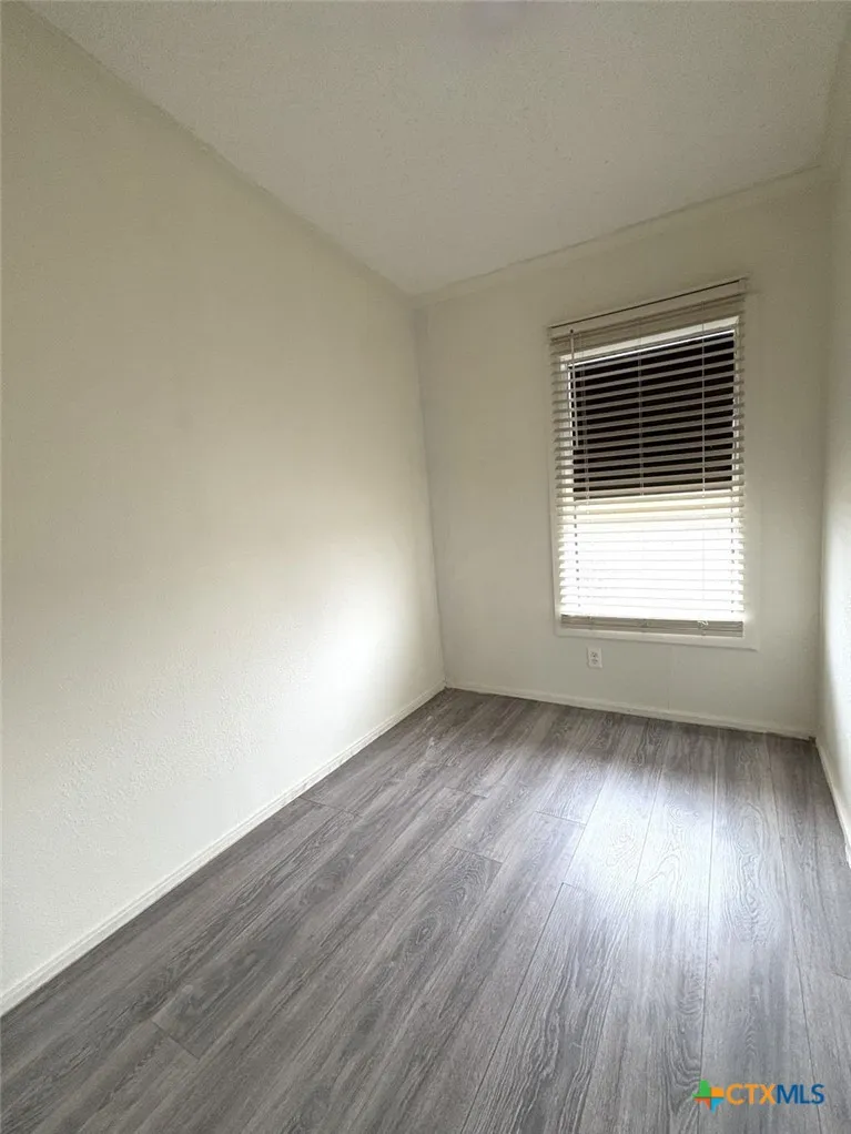 366 County Road 123 Buckholts, TX 76518