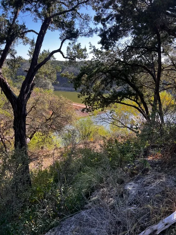 26809 Blue Cove Road Marble Falls, TX 78654