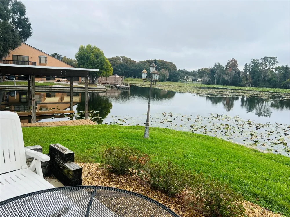 832 PALM HARBOR COURT Leesburg, FL 34748