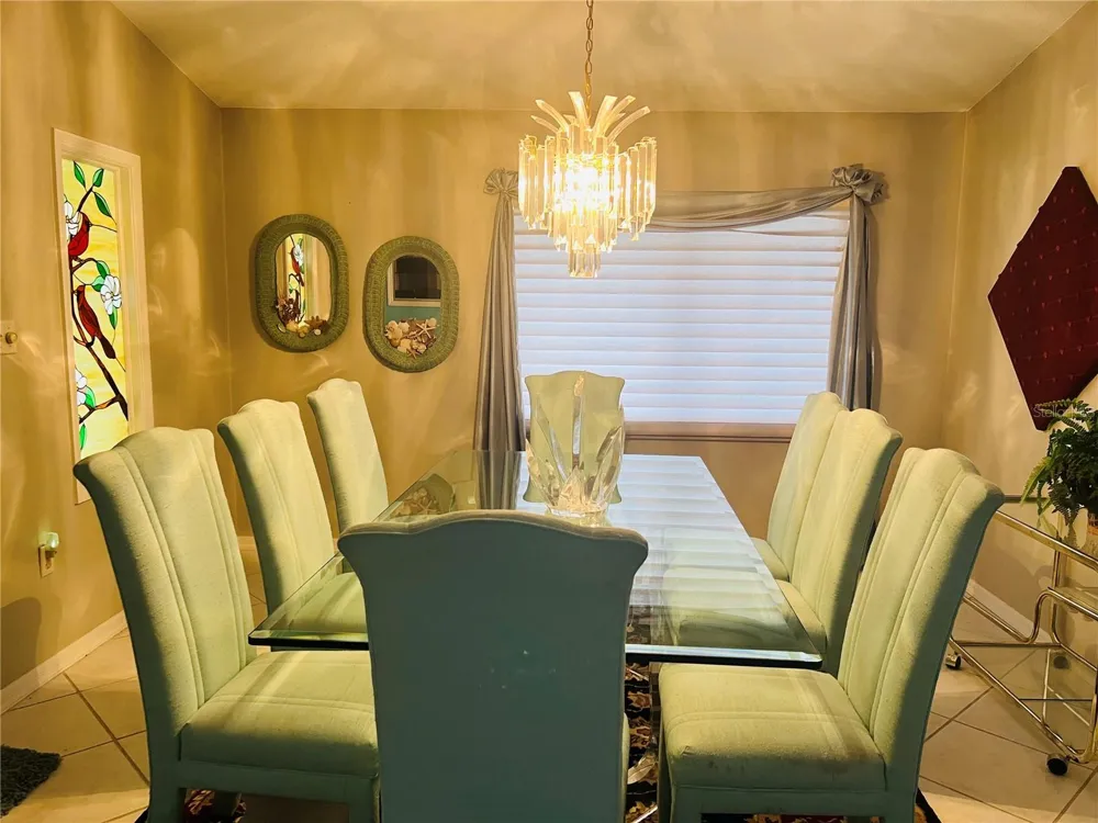832 PALM HARBOR COURT Leesburg, FL 34748