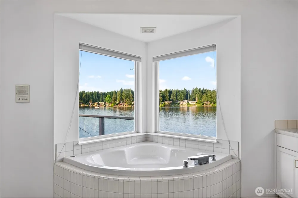30432 227th Place SE Black Diamond, WA 98010
