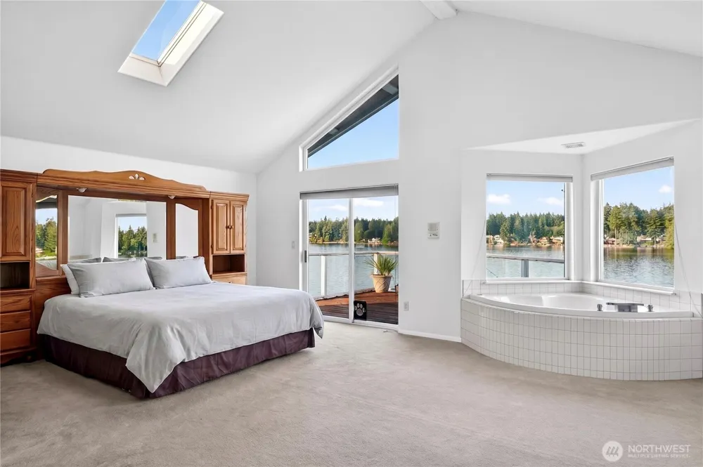 30432 227th Place SE Black Diamond, WA 98010