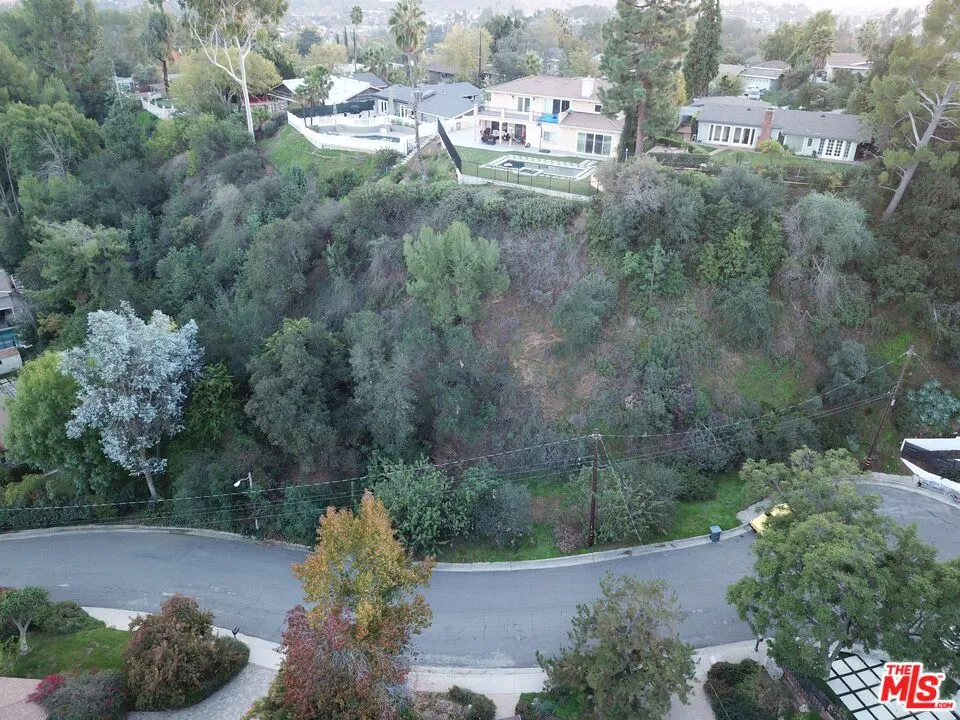 1450 Marianna Road Pasadena, CA 91105