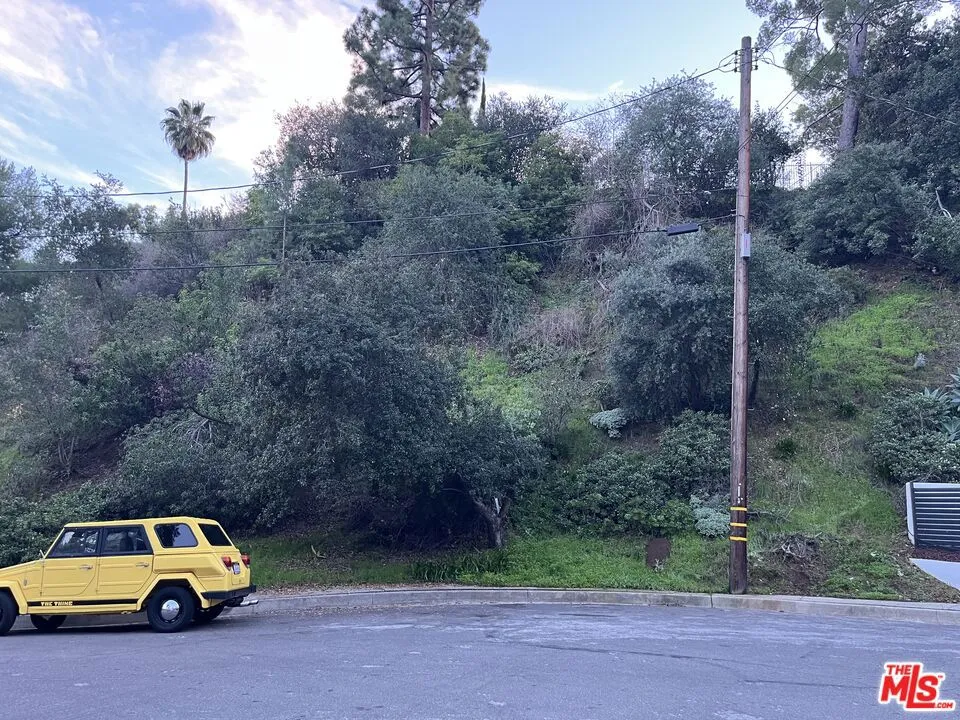 1450 Marianna Road Pasadena, CA 91105