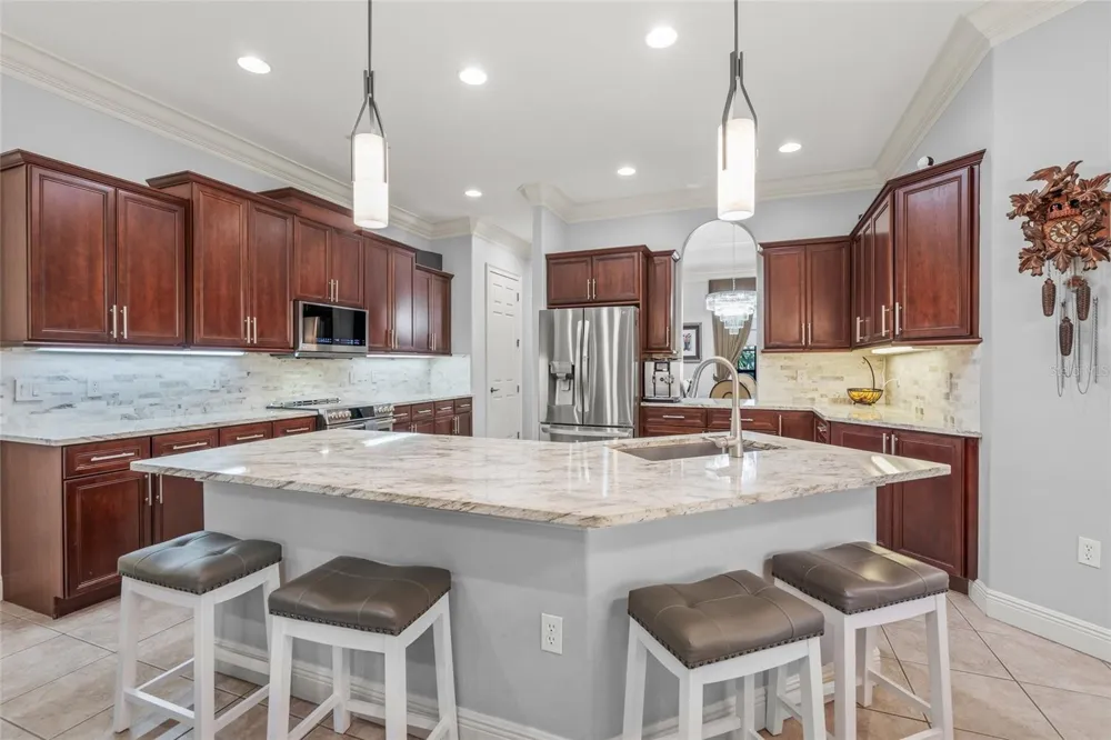 5343 NATHANIEL PLACE Sarasota, FL 34233
