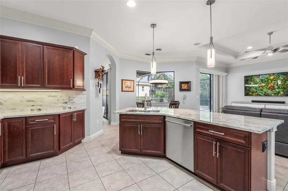 5343 NATHANIEL PLACE Sarasota, FL 34233