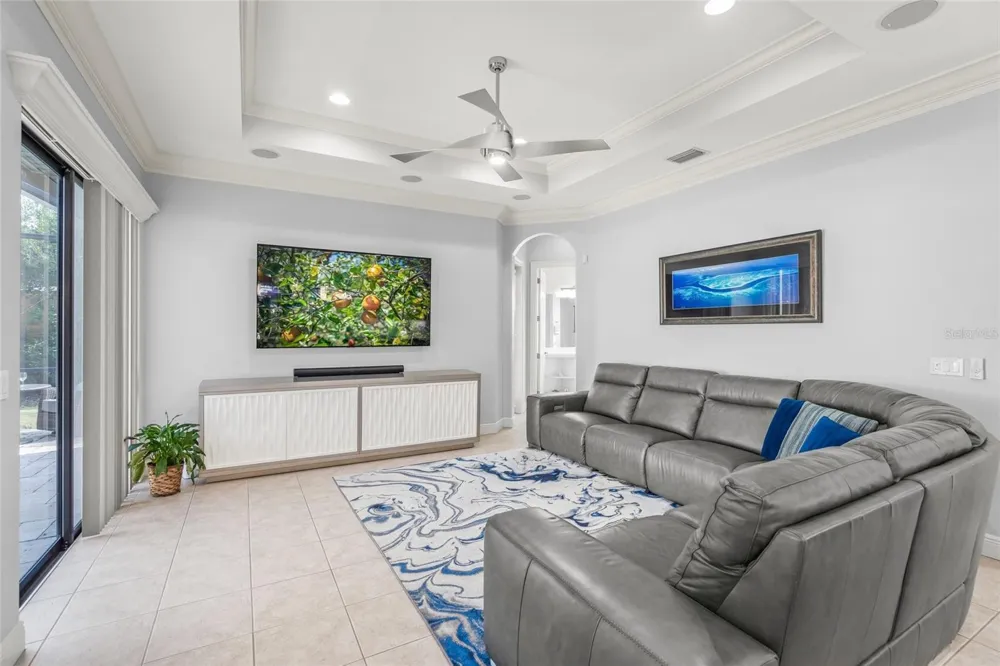 5343 NATHANIEL PLACE Sarasota, FL 34233