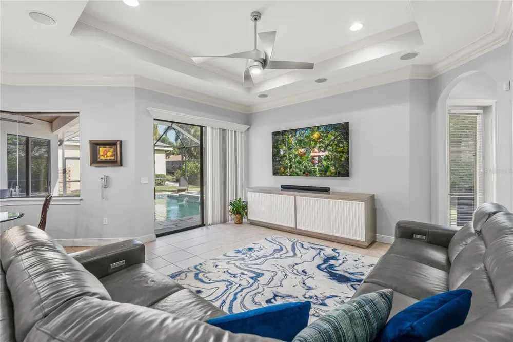 5343 NATHANIEL PLACE Sarasota, FL 34233