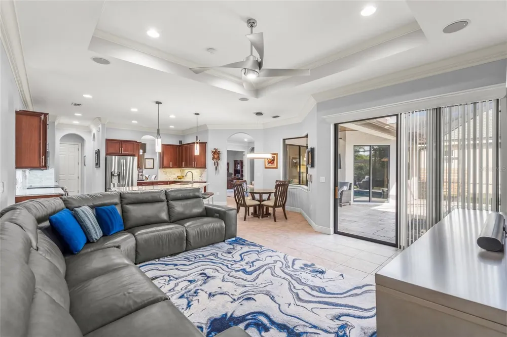 5343 NATHANIEL PLACE Sarasota, FL 34233