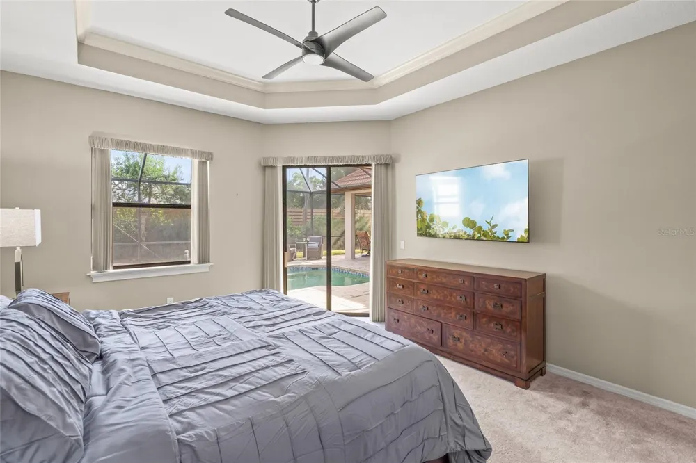 5343 NATHANIEL PLACE Sarasota, FL 34233