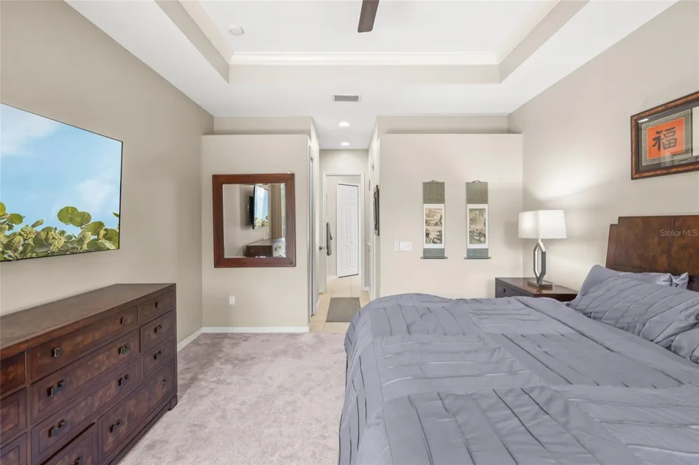 5343 NATHANIEL PLACE Sarasota, FL 34233