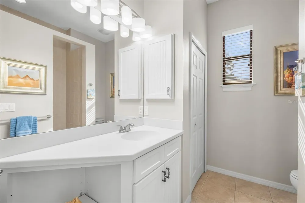 5343 NATHANIEL PLACE Sarasota, FL 34233