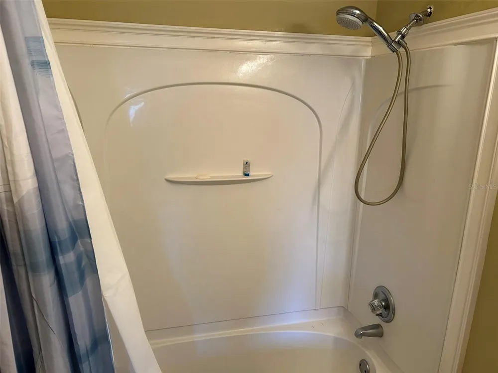 3424 UNITY TREE DRIVE Edgewater, FL 32141