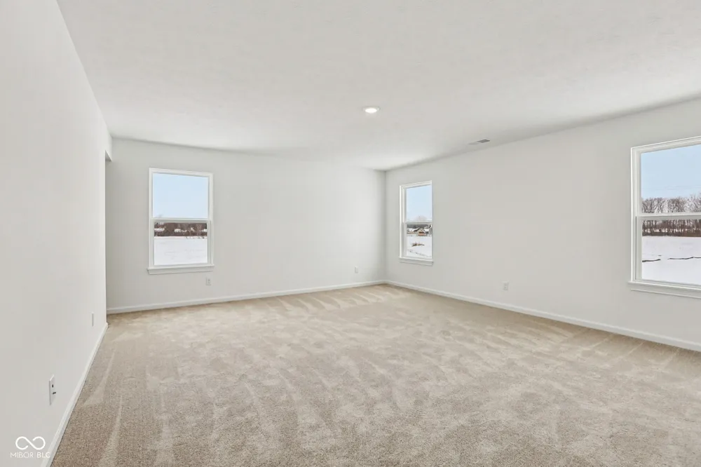 12140 Olivine Avenue Cumberland, IN 46229