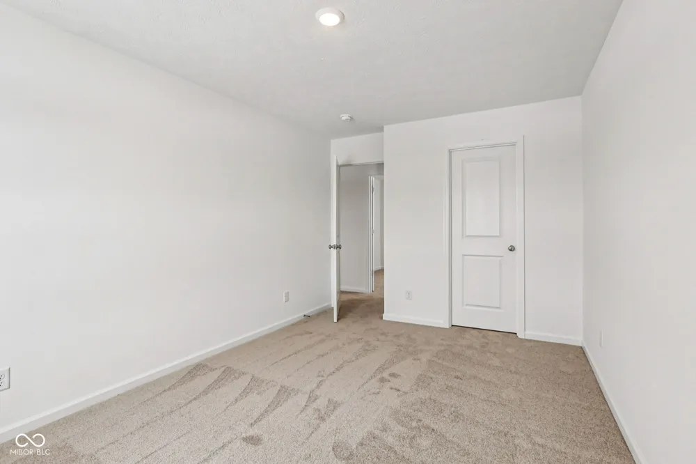 12140 Olivine Avenue Cumberland, IN 46229