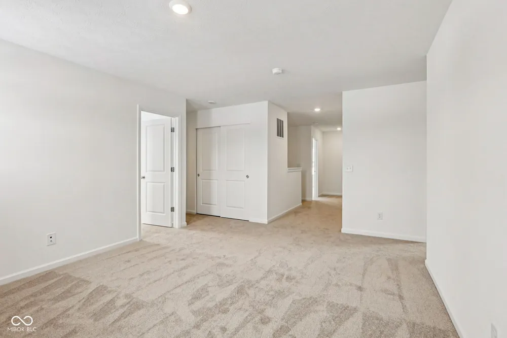 12140 Olivine Avenue Cumberland, IN 46229