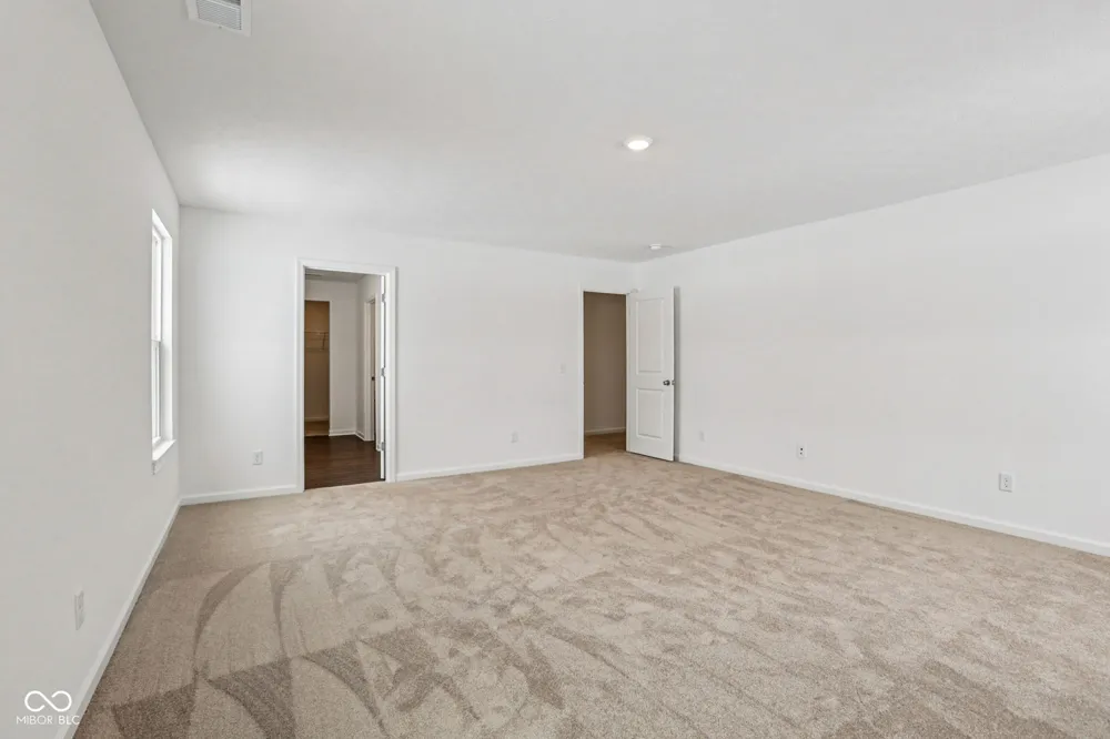 12140 Olivine Avenue Cumberland, IN 46229