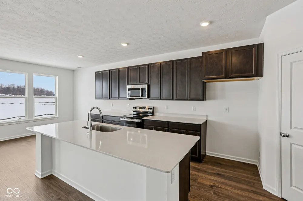 12140 Olivine Avenue Cumberland, IN 46229
