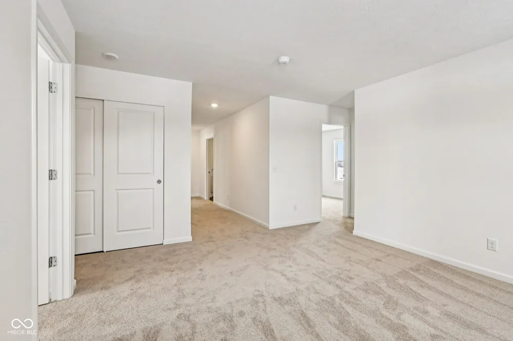 12140 Olivine Avenue Cumberland, IN 46229