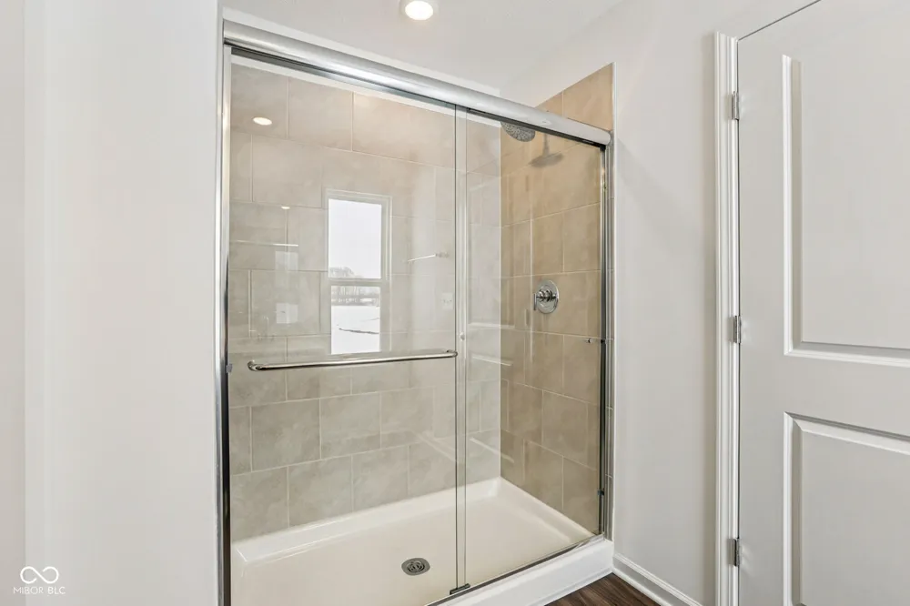 12140 Olivine Avenue Cumberland, IN 46229