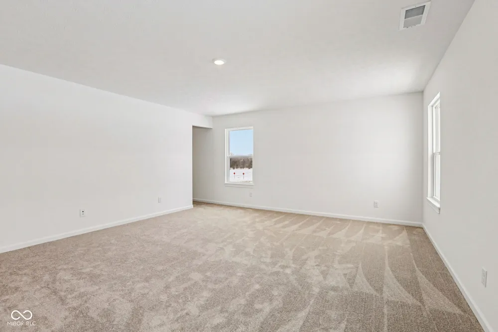 12140 Olivine Avenue Cumberland, IN 46229