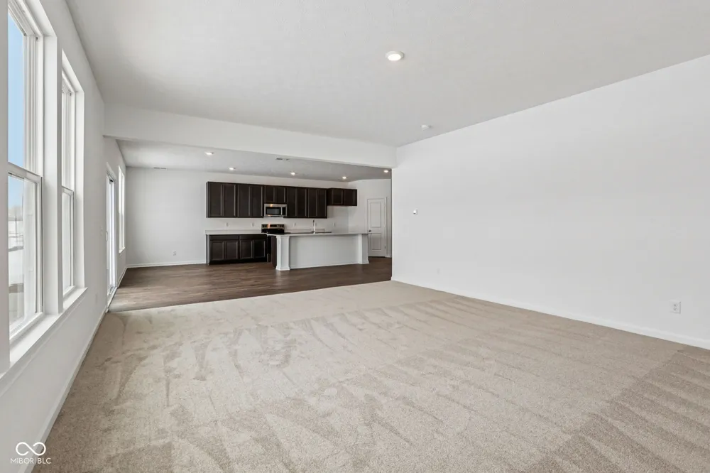 12140 Olivine Avenue Cumberland, IN 46229