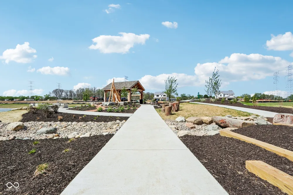 12140 Olivine Avenue Cumberland, IN 46229