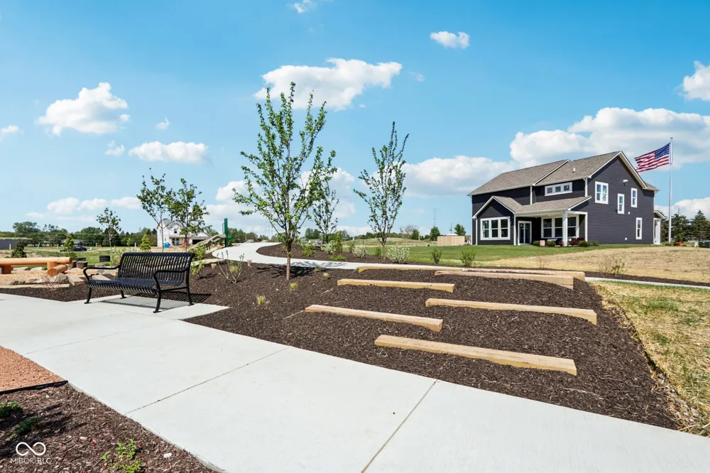12140 Olivine Avenue Cumberland, IN 46229