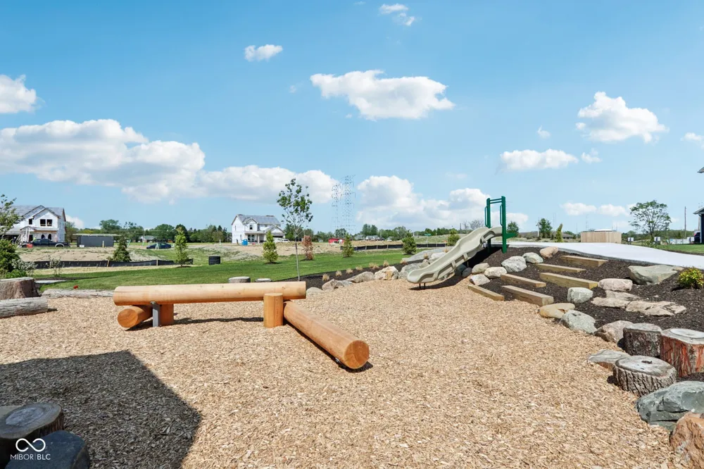 12140 Olivine Avenue Cumberland, IN 46229