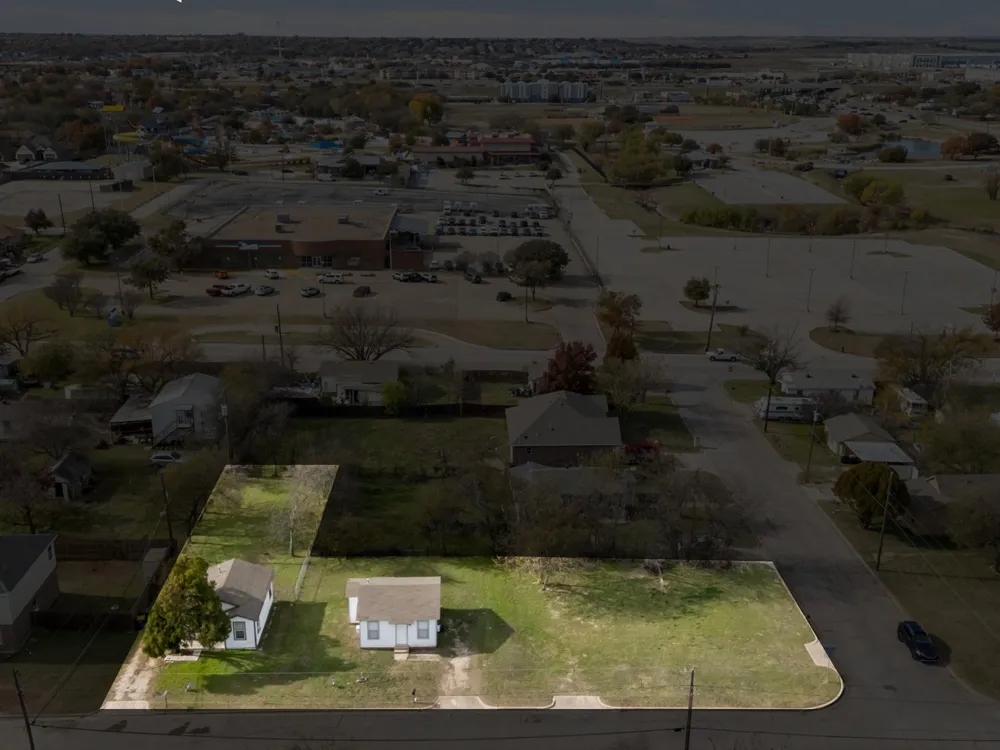 8707 Ronnie Street White Settlement, TX 76108