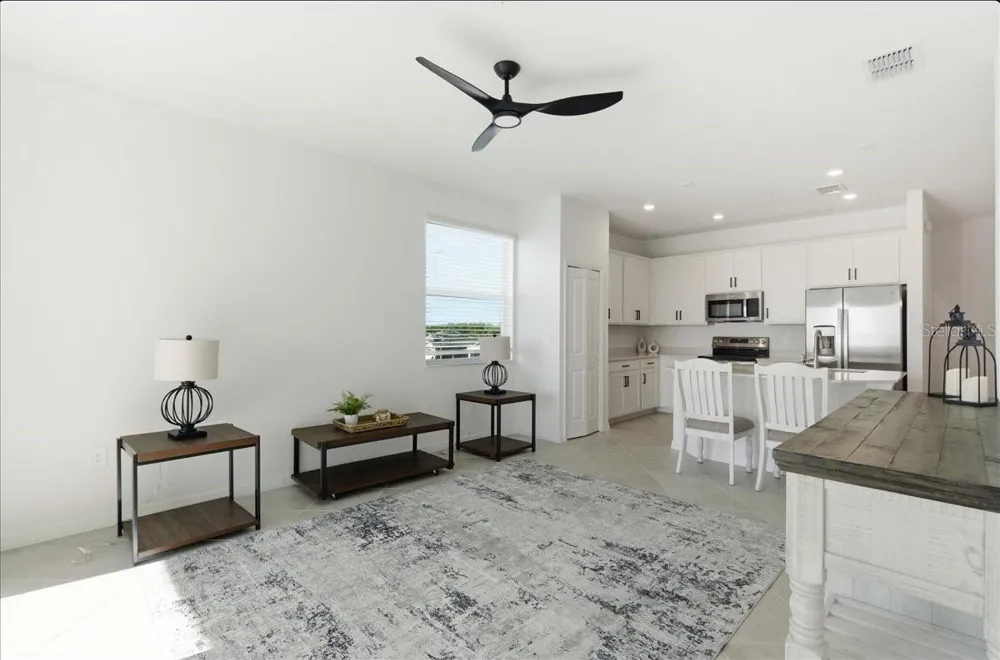 19140 SCALLOP LOOP #308 Lakewood Ranch, FL 34211