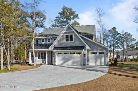 112 Indian Trail