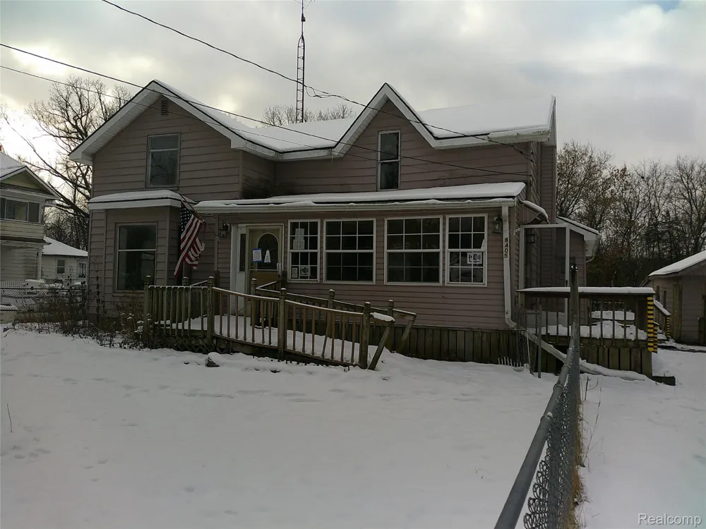 8405 Vassar Road Genesee Charter Township, MI 48458