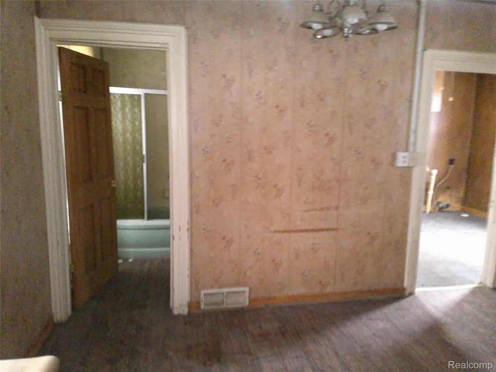 8405 Vassar Road Genesee Charter Township, MI 48458