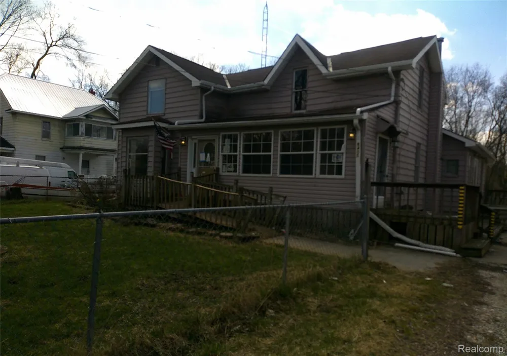 8405 Vassar Road Genesee Charter Township, MI 48458