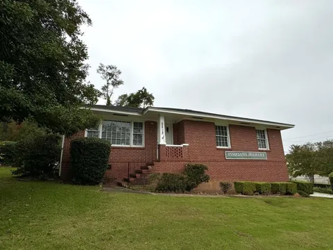 5213 Armour Road
