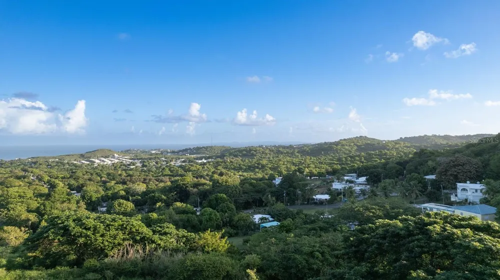 993 CALLE 16 Vieques, PR 00765