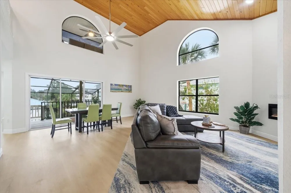 1821 NW 20TH AVENUE Crystal River, FL 34428