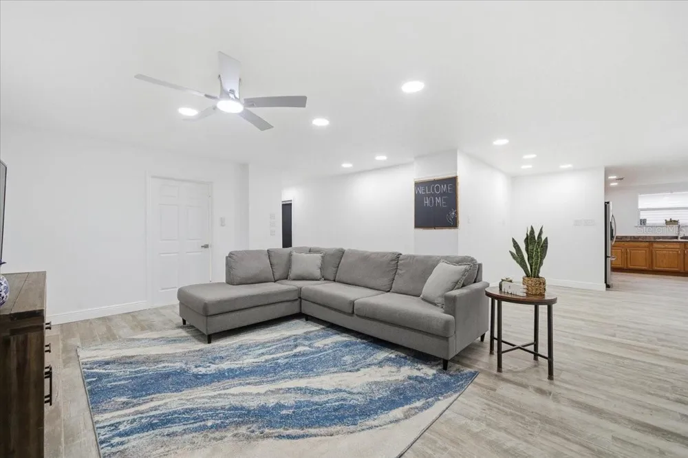 1821 NW 20TH AVENUE Crystal River, FL 34428