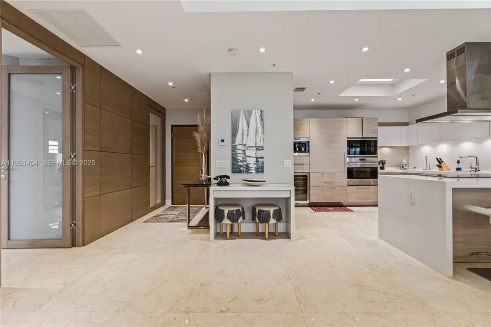 17301 Biscayne Blvd #PH-5 North Miami Beach, FL 33160