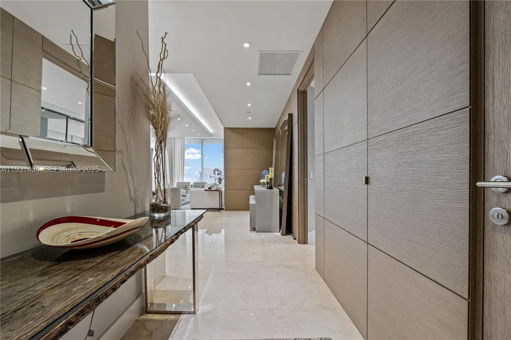 17301 Biscayne Blvd #PH-5 North Miami Beach, FL 33160