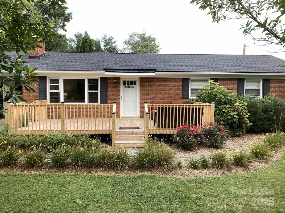 179 Rutledge Road Fletcher, NC 28732