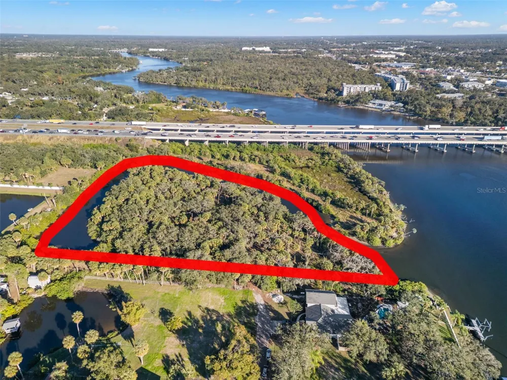 9511 RIVER COVE DRIVE Riverview, FL 33578