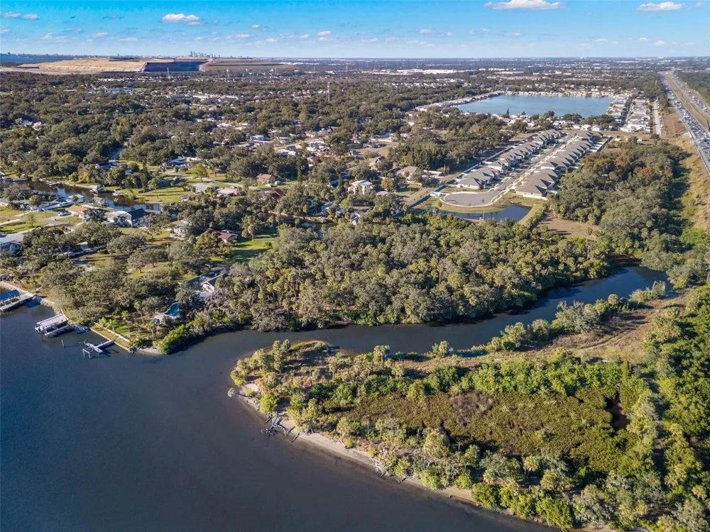 9511 RIVER COVE DRIVE Riverview, FL 33578