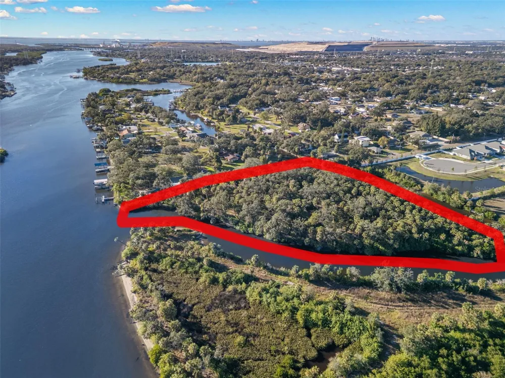 9511 RIVER COVE DRIVE Riverview, FL 33578