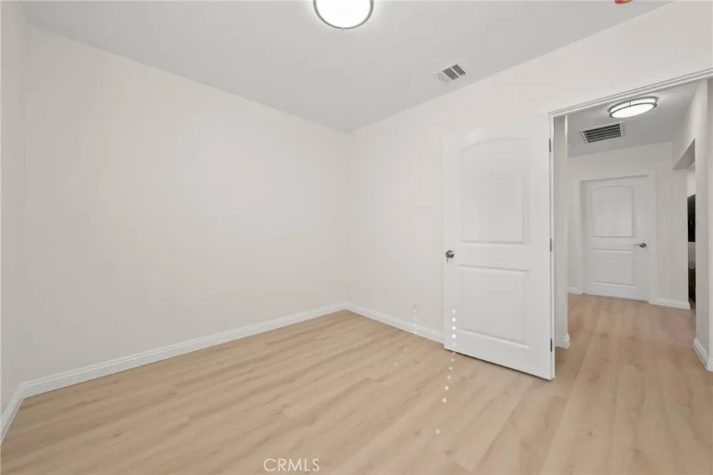 13533 Terra Bella Pacoima, CA 91331