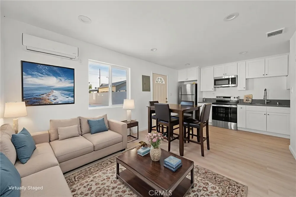 13533 Terra Bella Pacoima, CA 91331